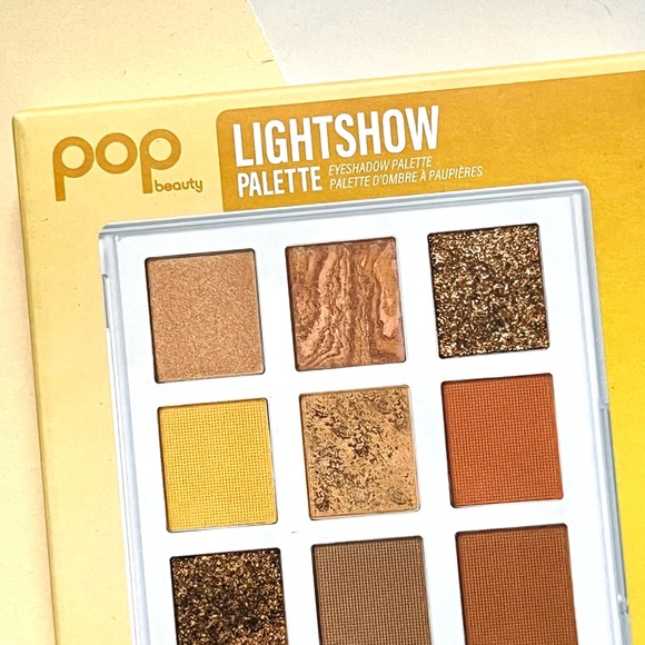 🏷️ fire fit set of 12 eye shadow palette set - Picture 8 of 17